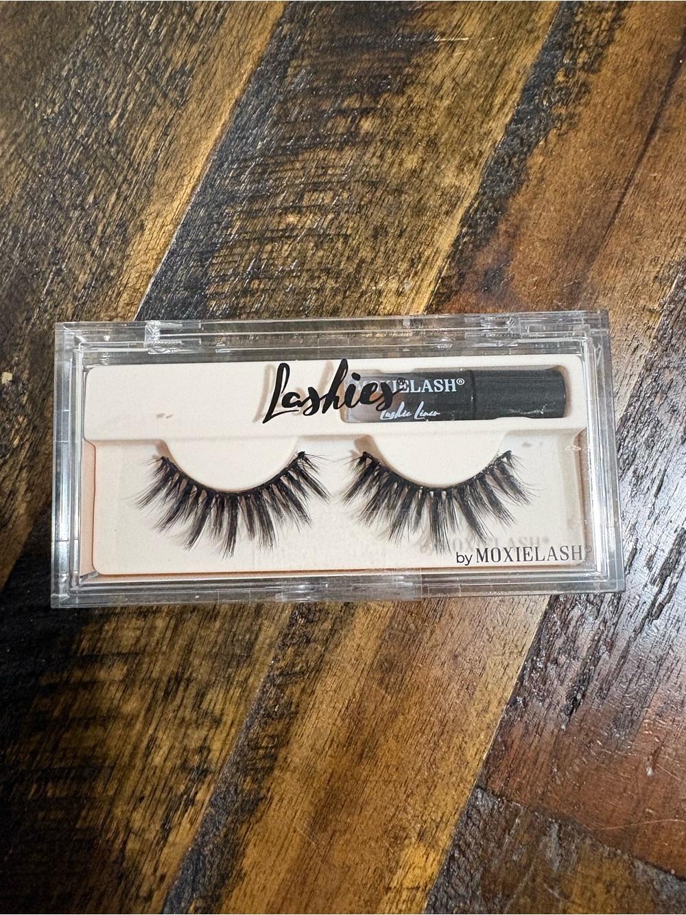 Lashies by MoxieLash Voluminous Black False Eyelashes with nano grip Adhesive